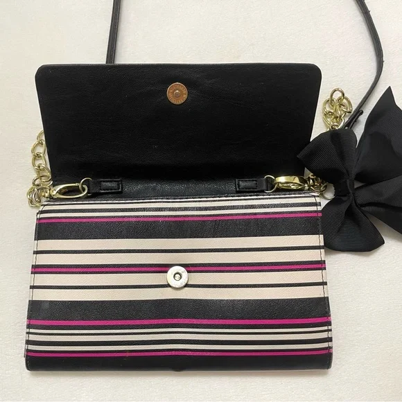 LUV Betsey Johnson Striped Pink Faux Leather & Chain Crossbody Wallet Bag - Picture 3 of 9